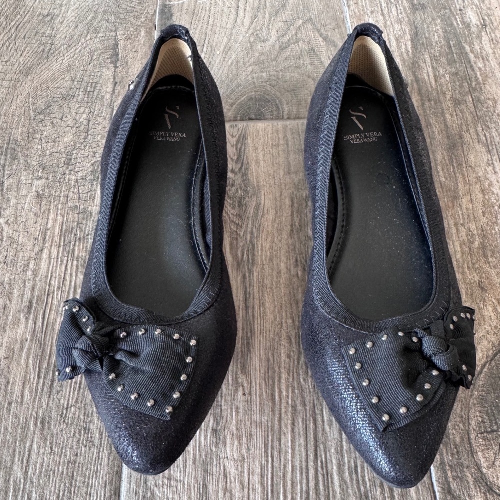 Simply Vera Vera Wang Womens 6 Black Studded Bow Pointed Toe Flats Stork Black